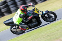 enduro-digital-images;event-digital-images;eventdigitalimages;mallory-park;mallory-park-photographs;mallory-park-trackday;mallory-park-trackday-photographs;no-limits-trackdays;peter-wileman-photography;racing-digital-images;trackday-digital-images;trackday-photos